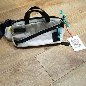 Topo designs athletic fanny pack